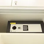 Louvre Luxury Apartment & Spa